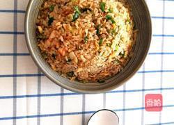 虾仁蛋炒饭的做法图解6