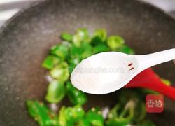 菜椒炒鸡蛋的做法图解8