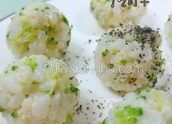 西兰花奶酪饭团