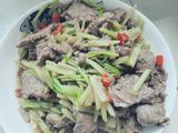 芹菜炒牛肉