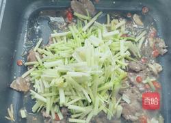 芹菜炒牛肉的做法图解8
