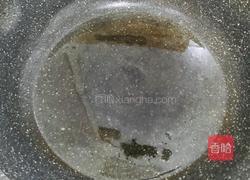 五彩缤纷蛋炒饭的做法图解2