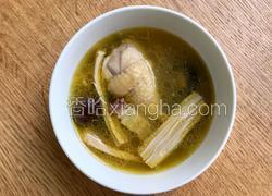 花菇腐竹咸肉鸡汤