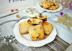 葡萄干方块奶酥小点