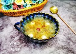 桃胶银耳莲子汤