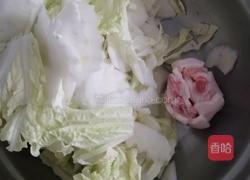 油蘑溜白菜的做法图解4