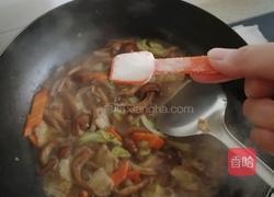 油蘑溜白菜的做法图解12