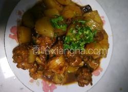香菇土豆炖鸡翅根(快手菜)