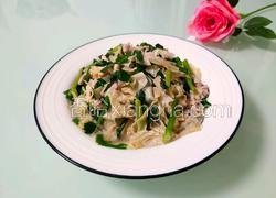 肉丝炒韭菜豆皮丝