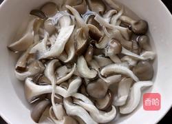 平菇胡萝卜炒鸡蛋的做法图解2