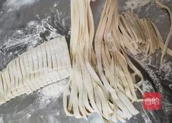 手擀面的做法图解7