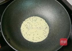 奶香鸡蛋卷饼 (宝宝辅食）的做法图解8