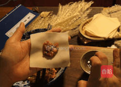 鸡汤馄饨,汤底香醇的做法图解10
