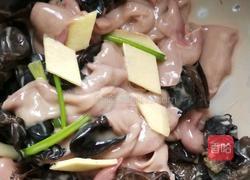 黑木耳蒸猪腰的做法图解4