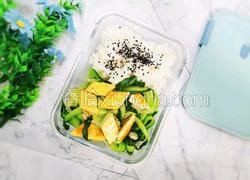 青菜豆腐便当