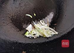 西葫芦炒鸡蛋的做法图解3