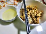 一只鸡吃法之一（鸡汤加➕炒鸡骨架）的做法[图]