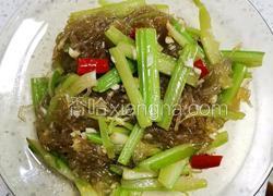 地道的东北特色快手菜芹菜炒粉