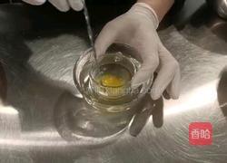 自制甜品｜芒果班戟的做法图解2
