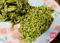 酥嫩喷香，香椿烘蛋的做法图解4