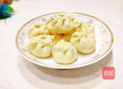 牛腩韭菜包子的做法图解1