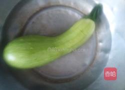 西葫芦炒鸡蛋的做法图解2