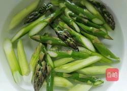 芦笋炒牛肉的做法图解3