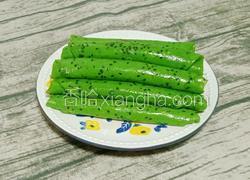 芹菜芝麻鸡蛋饼