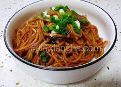 让肉串儿流口水的葱油拌面