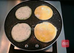 西芹鸡蛋小饼的做法图解11