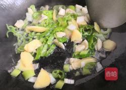 土豆蘑菇胡萝卜炖鸡的做法图解9