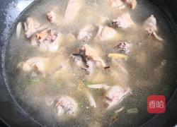 土豆蘑菇胡萝卜炖鸡的做法图解11