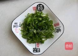 辣椒炒鸡蛋的做法图解2