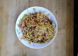 肉炒黄豆芽