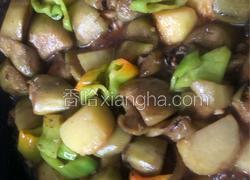 脱了皮的茄子地三鲜