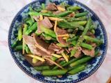 芦笋炒牛肉