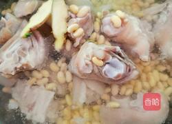 黄豆焖猪蹄的做法图解2