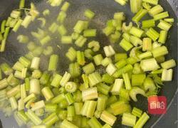 拌芹菜五香花生米的做法图解6