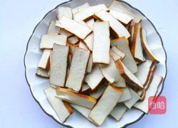 芹菜炒香干的做法图解2