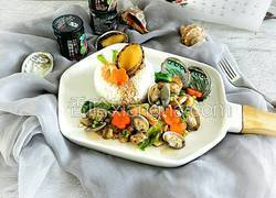鲍鱼螺肉海鲜饭