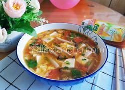 西红柿豆腐菌菇汤