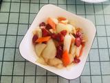 洋葱胡萝卜炒腊肠的做法[图]