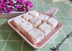草莓牛奶冻