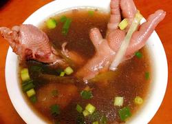 红豆薏米鸡脚汤