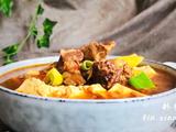 豆腐炖牛腩