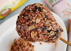 海苔红米饭团