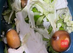下雨的寒夜太冷了，来份热气腾腾的灵魂火锅吧的做法图解1