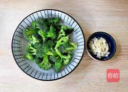 干贝虾米炒西兰花的做法图解3