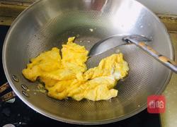 莲花菜粉条炒鸡蛋的做法图解5