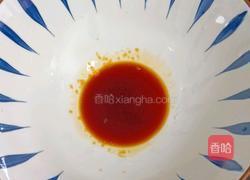 肉丸鸡蛋面的做法图解2